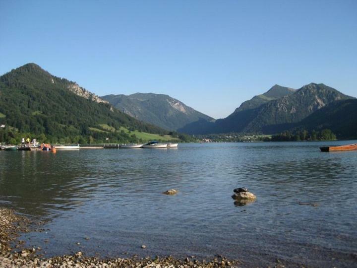 Wohnung Edelweiss - Wohnen Auf Zeit - Homeoffice - Nah Am See - Buchbar Ab 28 Naechte Schliersee Dış mekan fotoğraf